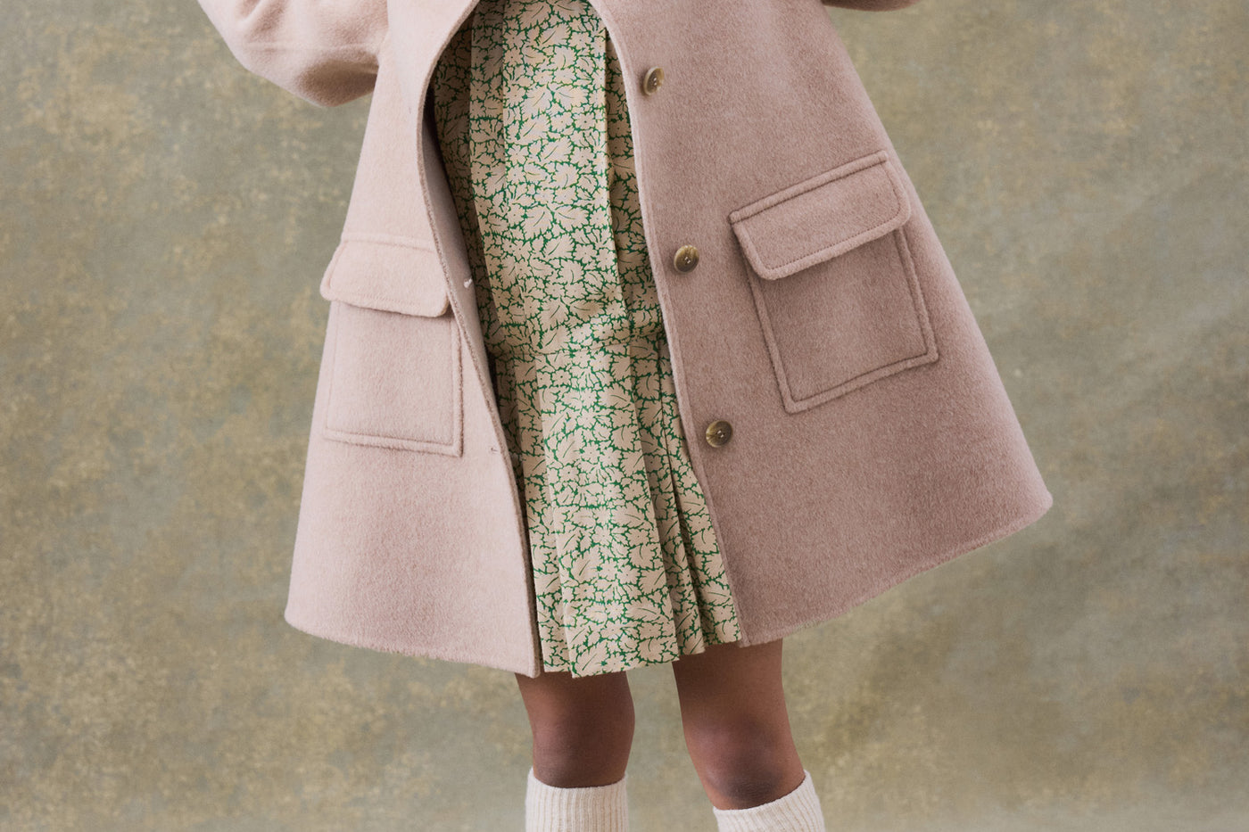 Winter 2024 girl's look 2024 wool and cashmere coat