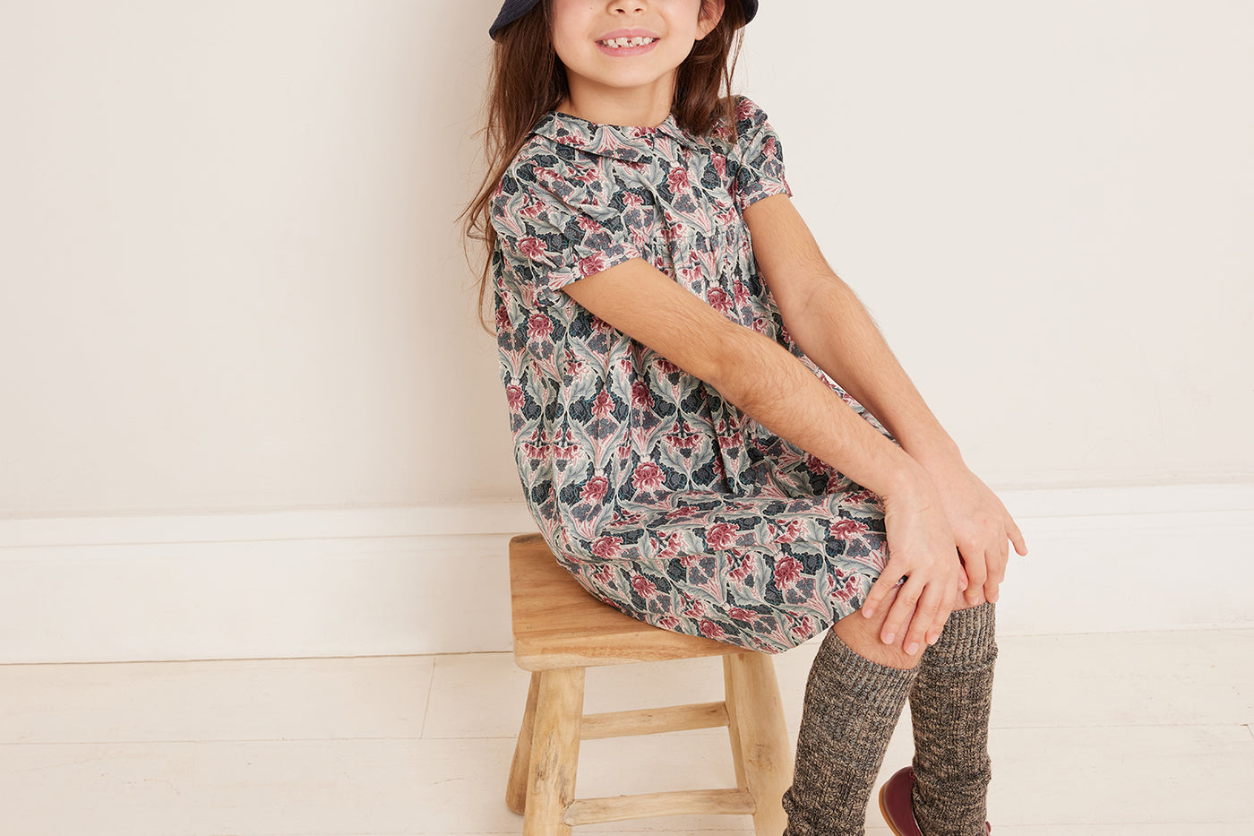 Winter 2023 girl's look patterned dress