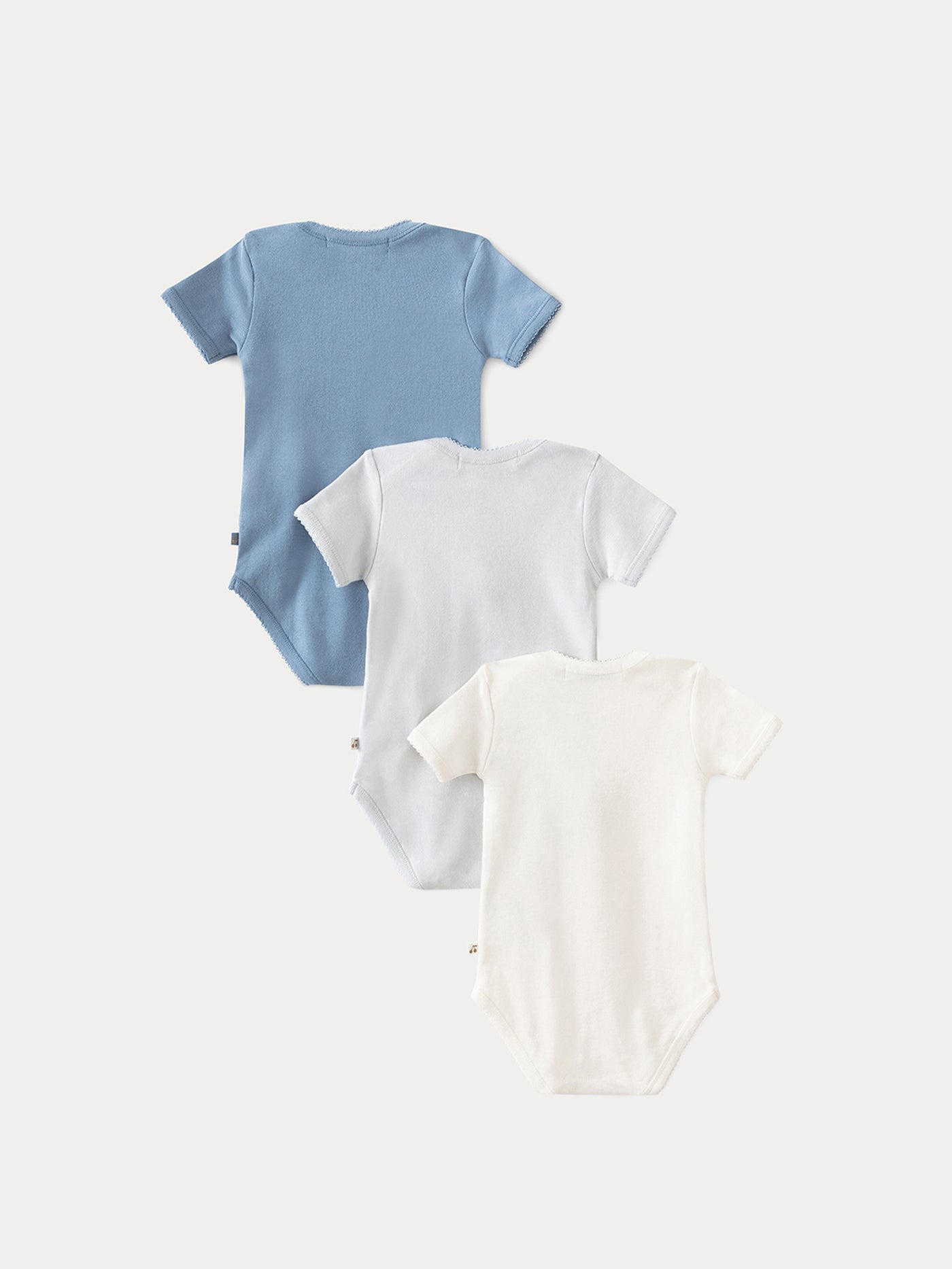 Set aus drei Baby-Strampler aus Bio-Baumwolle, himmelblau