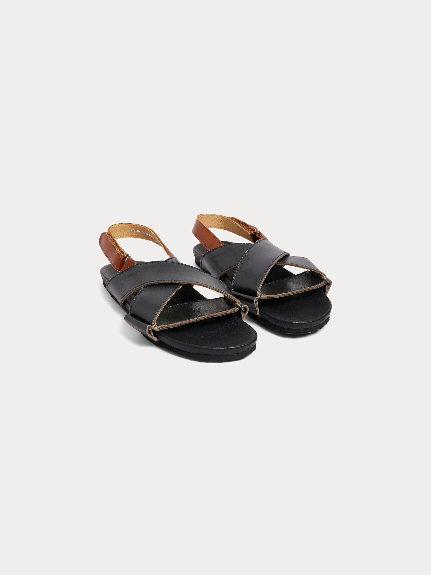 Etem Sandalen mit gekreuzten Riemen