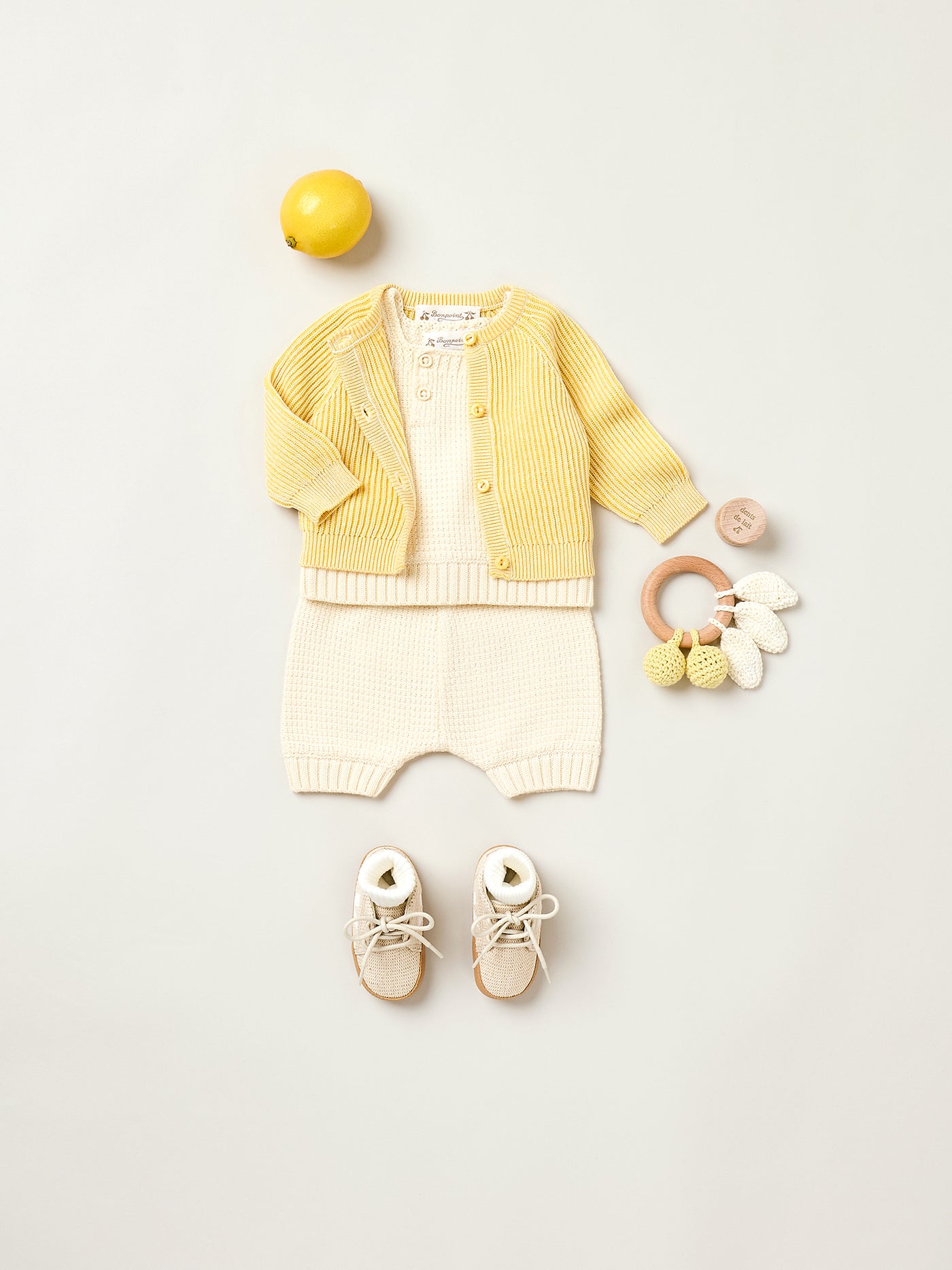 Giusto geripptes gelbes Cardigan